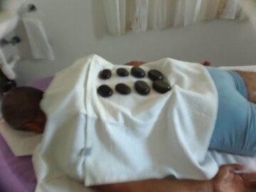 נעמי עיסויים רפואיים ודיקור סיני